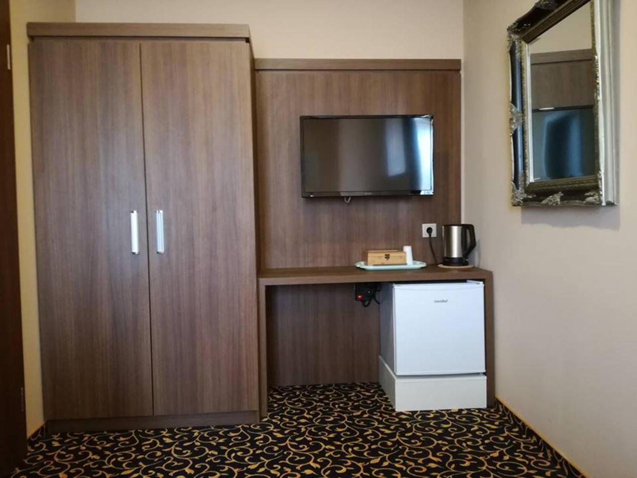 Hotel Zum Weissen Ochsen Aalen Zewnętrze zdjęcie